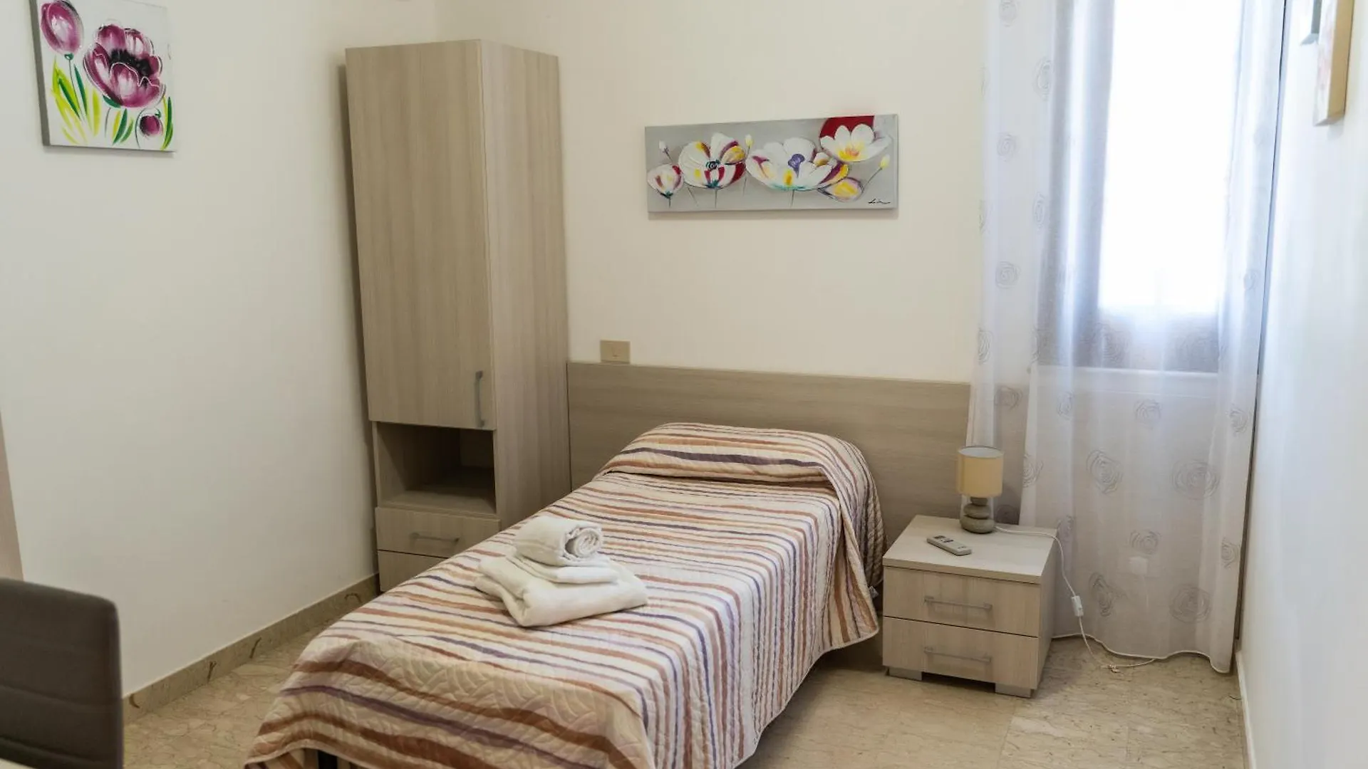 Villa Pollina Buseto Palizzolo 3*,  Italy